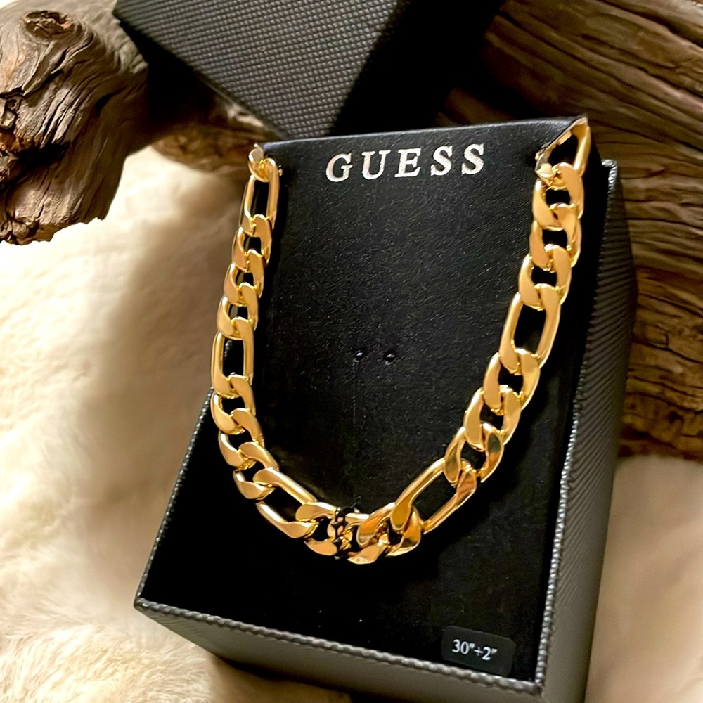 ⚜️GUESS®️ Link Cubana Style Chain⚜️